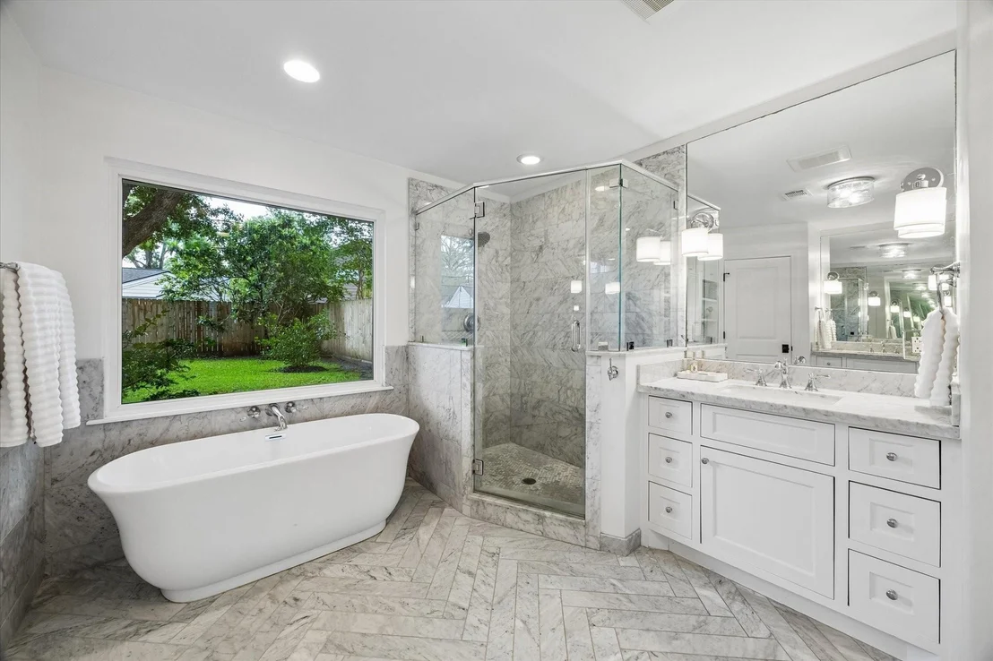 Photo of 2706 Fontana Drive