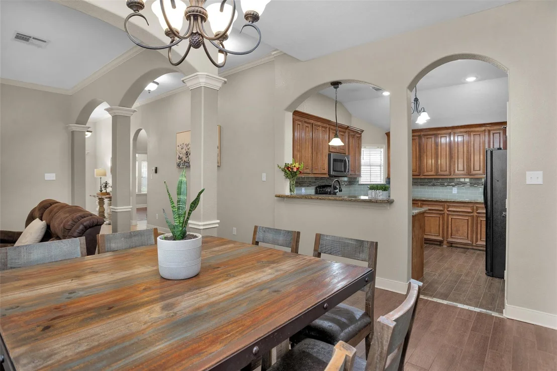 Photo of 11210 Walden Road
