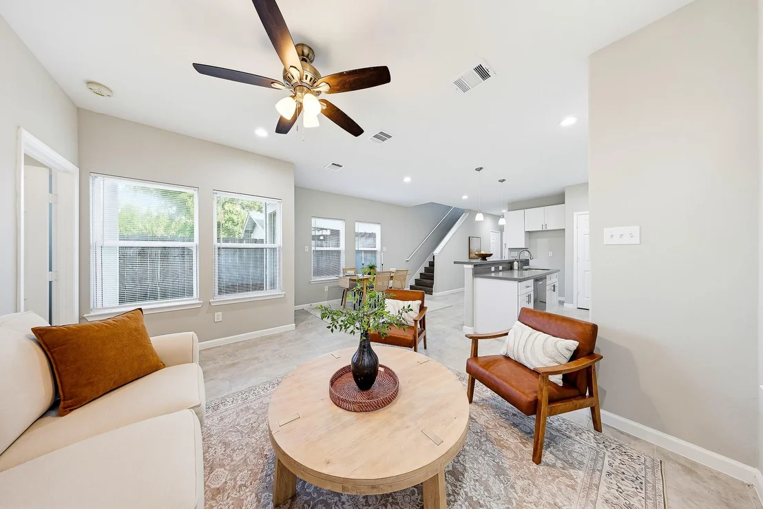Photo of 313 De Haven Street