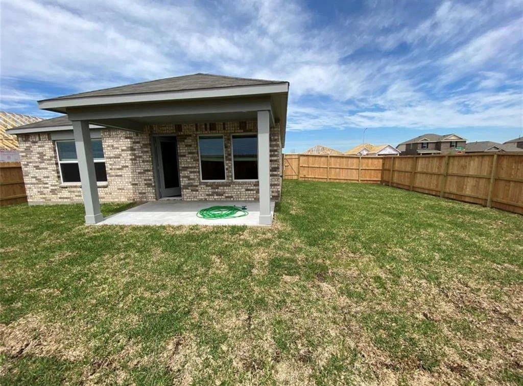 Photo of 3231 Spanish Oak