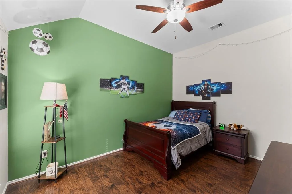 Photo of 31814 Forest Oak Lane