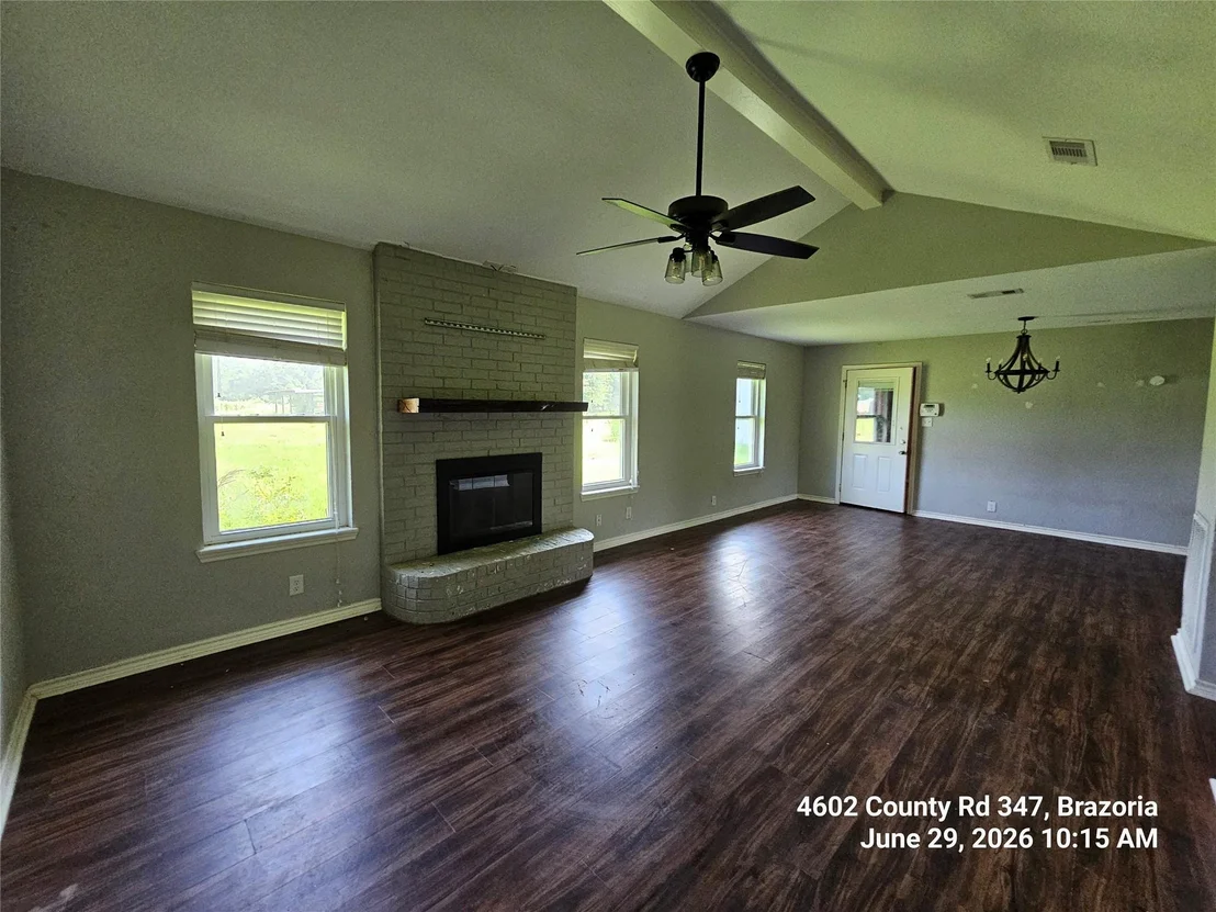 Photo of 4602 County Road 347