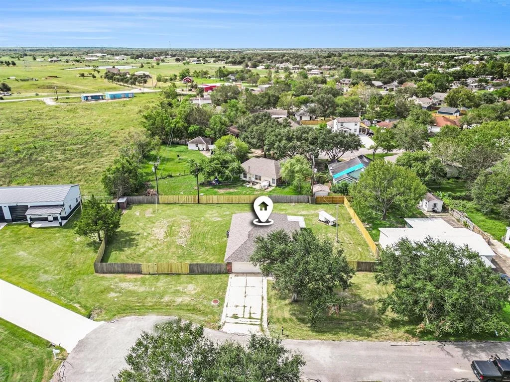 Photo of 19198 Stoneforest Road