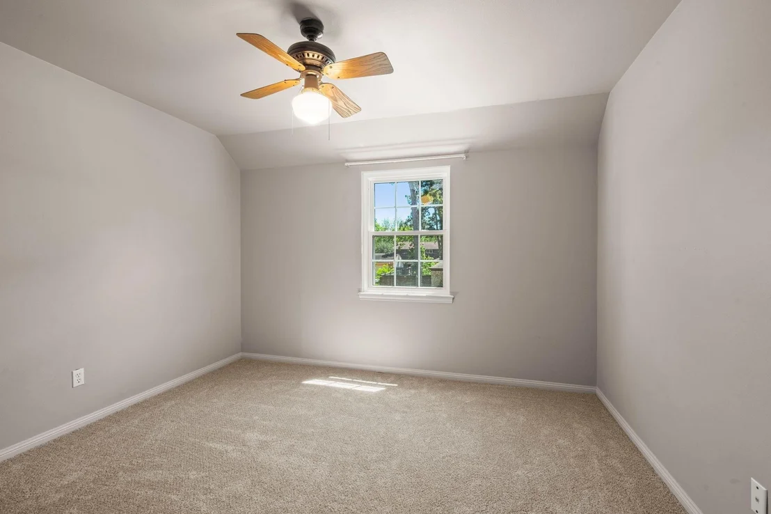 Photo of 518 Magic Oaks Drive