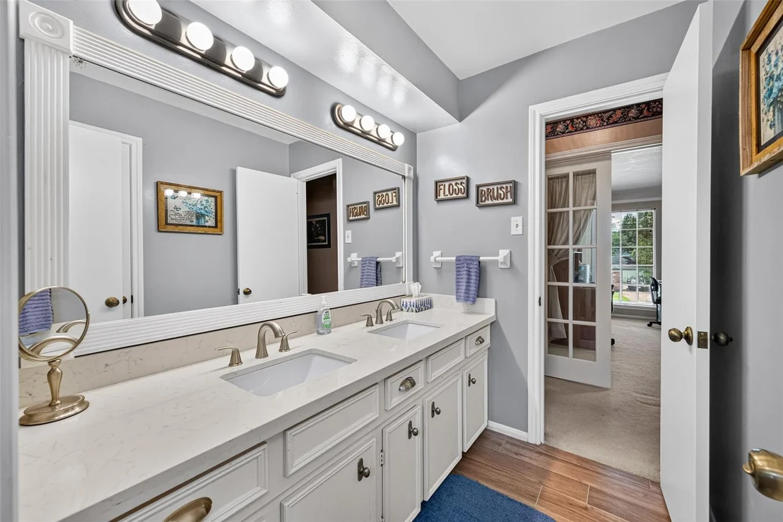 Photo of 4127 Manorfield Drive