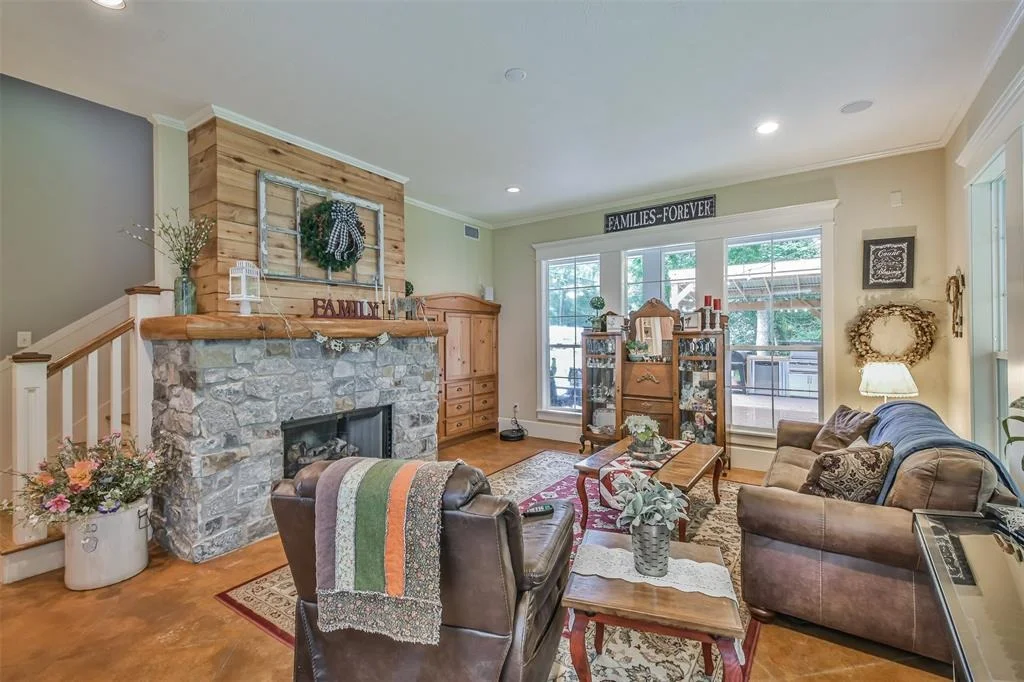 Photo of 9119 Sendera Drive