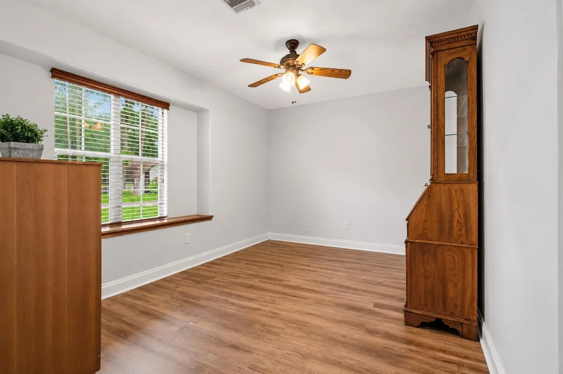 Photo of 312 Springwood Drive
