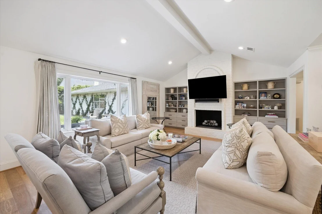 Photo of 430 Winter Oaks Drive