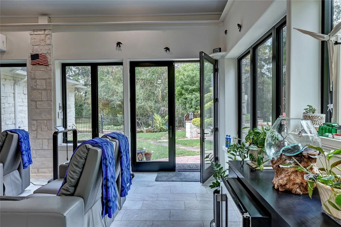 Photo of 9526 Deer Path Lane