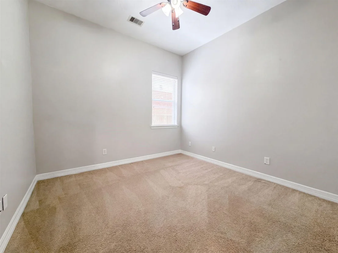 Photo of 9411 Silver Ridge Drive