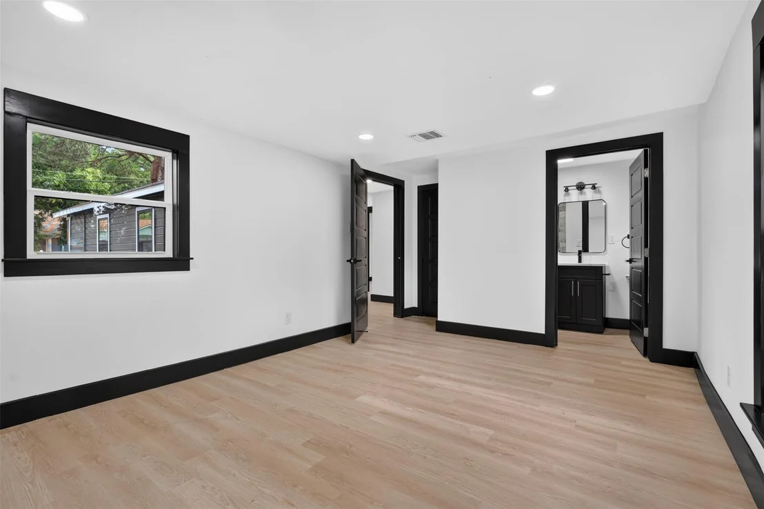 Photo of 1506 Clay Street