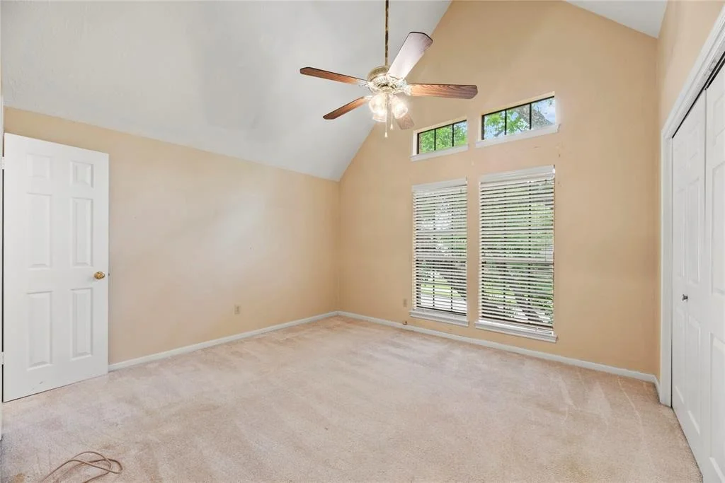 Photo of 1015 Deerfield Road