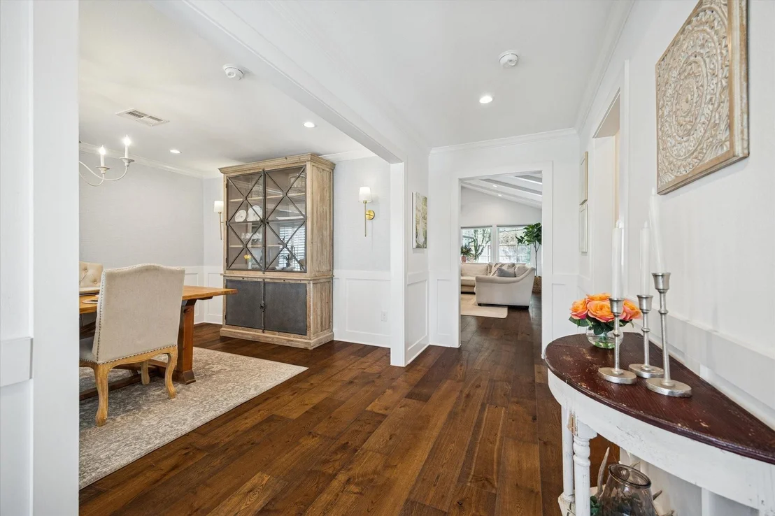 Photo of 1210 Briarbrook Drive