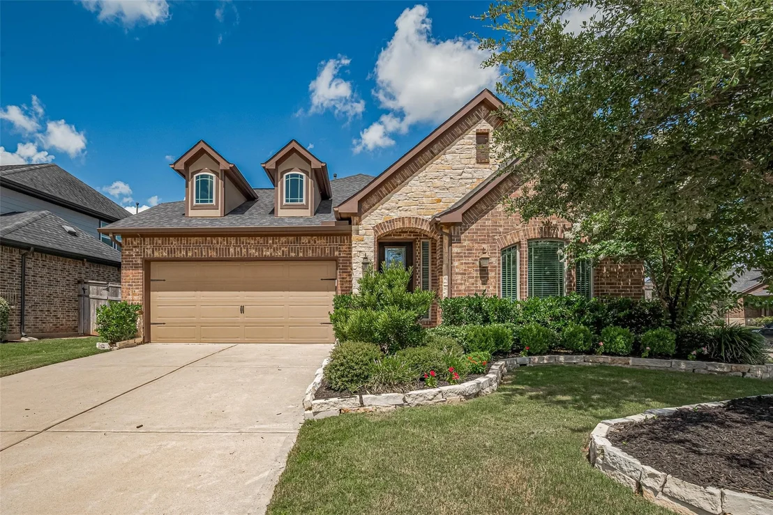 Photo of 28110 Long Mill Lane