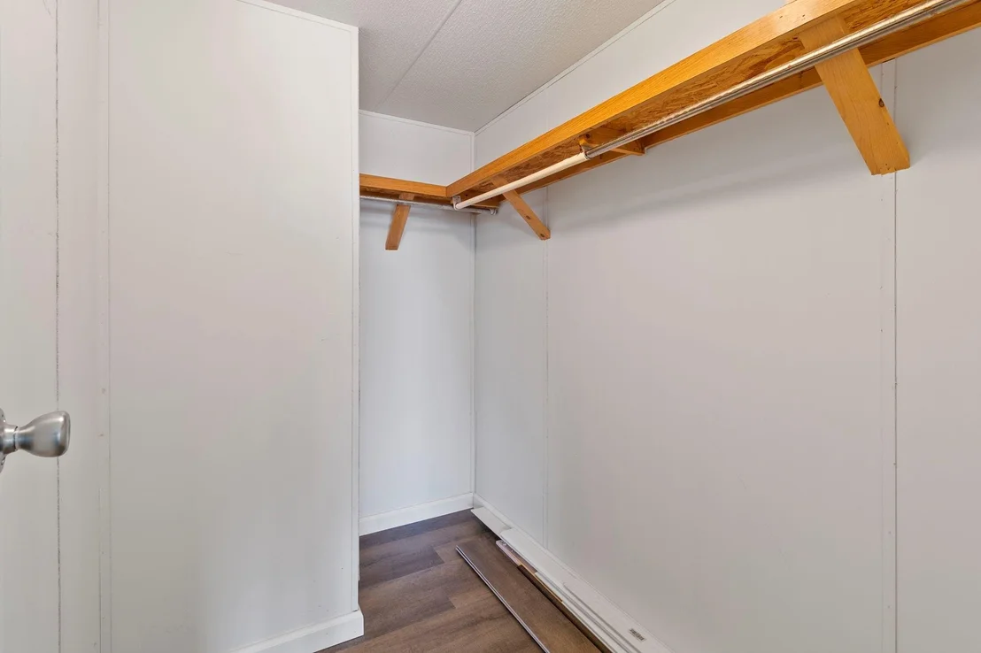 Photo of 1281 Creeklake Drive