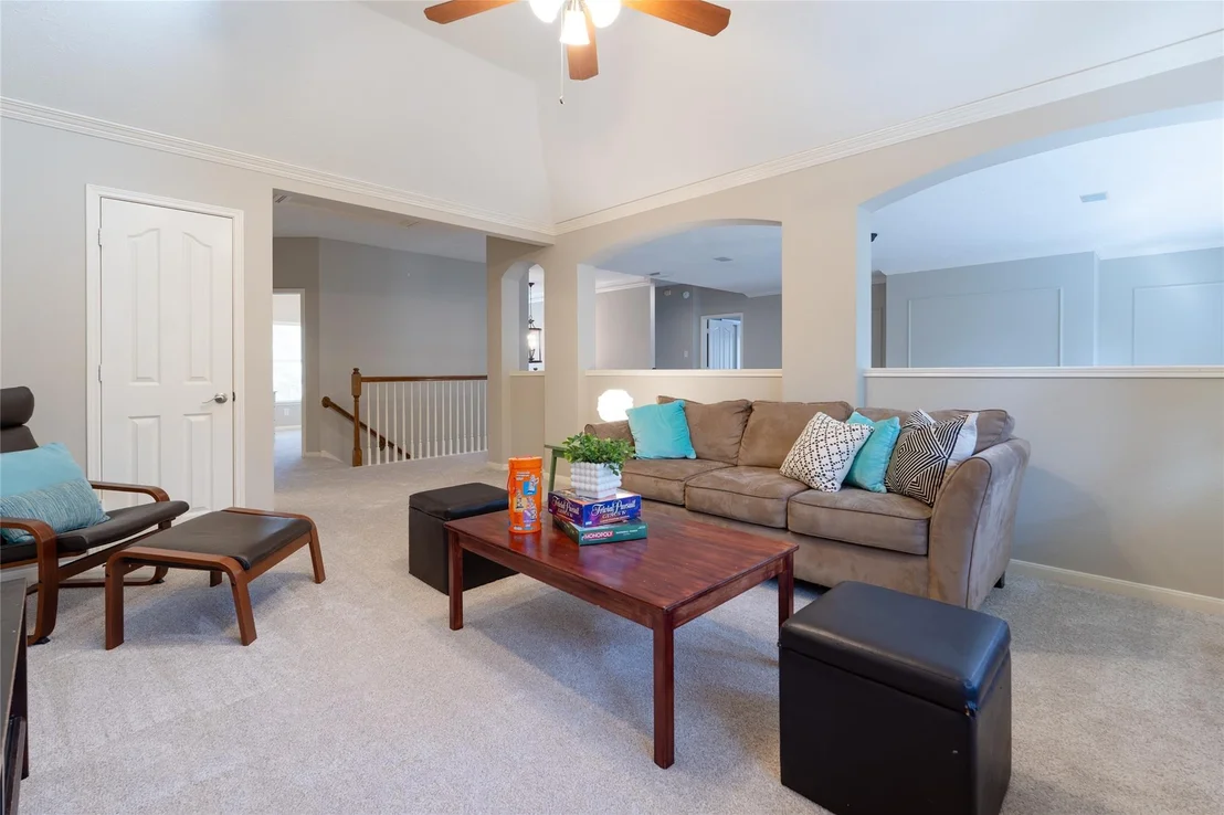 Photo of 150 Goldenvine Court