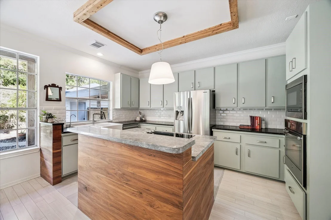 Photo of 58 E Coldbrook Circle