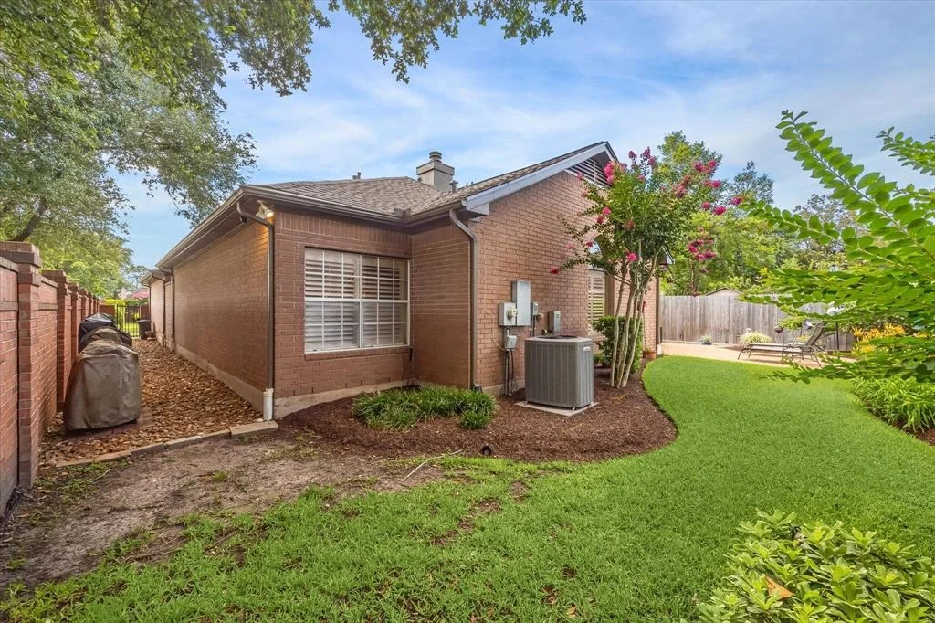 Photo of 1902 Carriage Brook Way