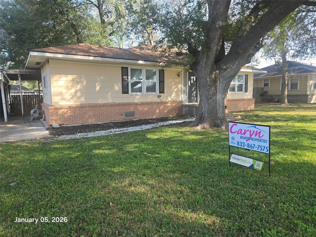 Photo of 515 Breezy Lane