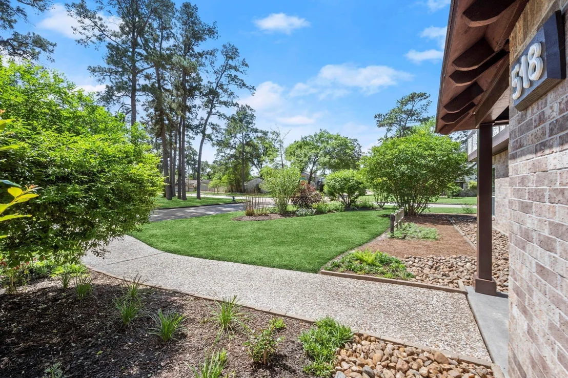 Photo of 518 Magic Oaks Drive