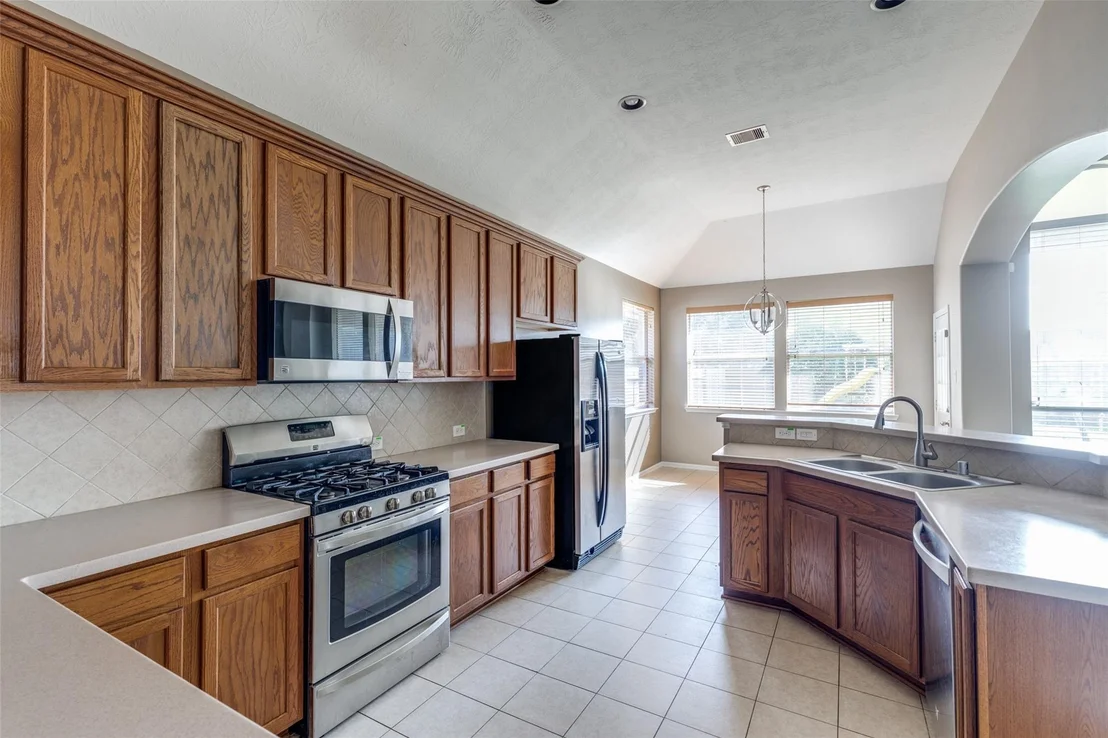 Photo of 24915 Garnet Shadow Lane
