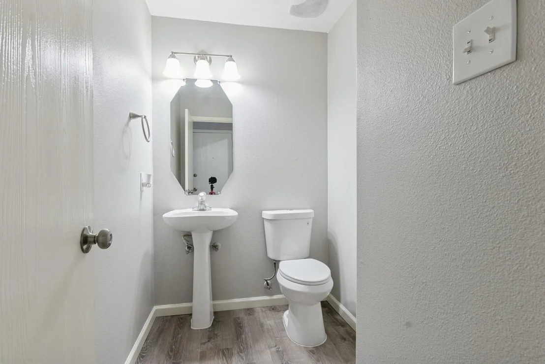 Photo of 7638 Sunburst Trail Drive