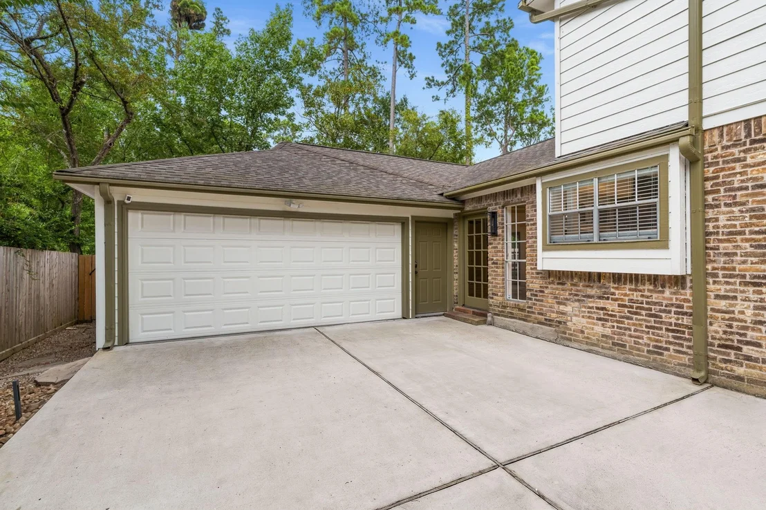 Photo of 5 Thornhedge Court