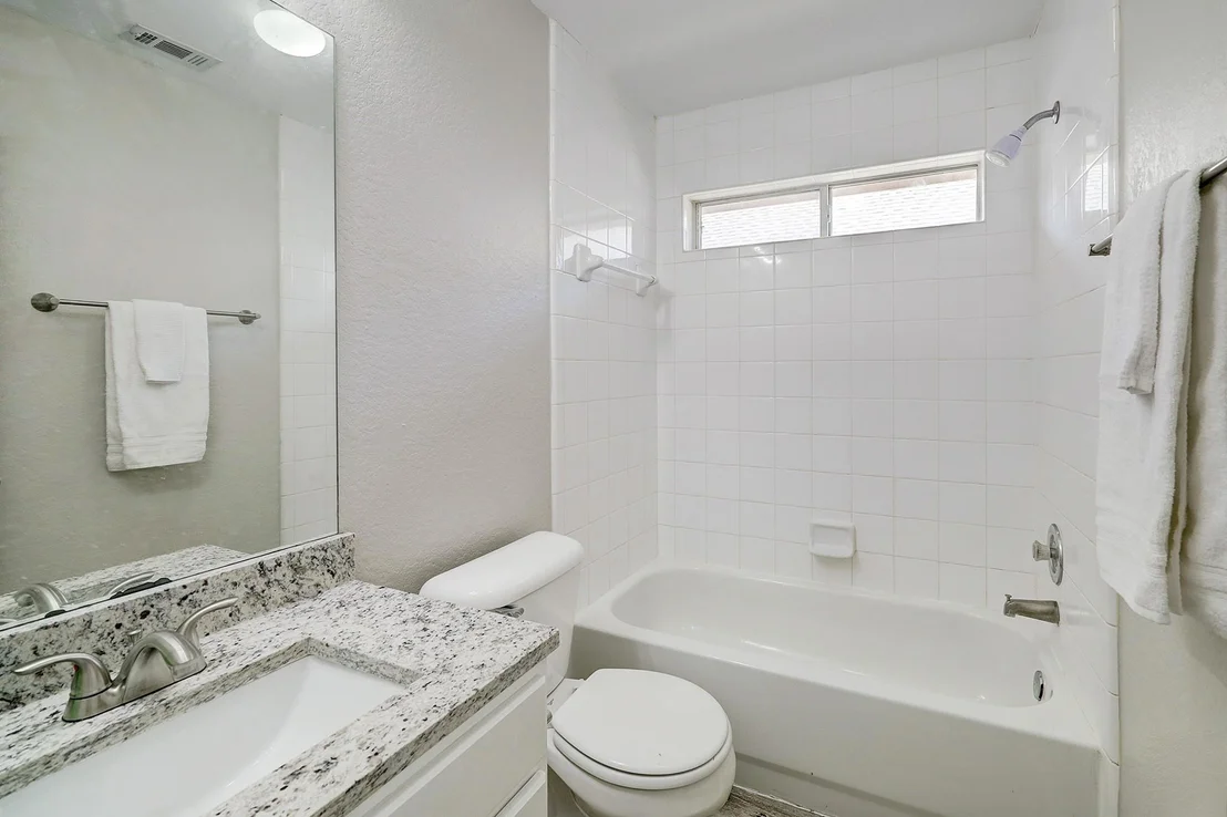Photo of 24031 Holleygate Court
