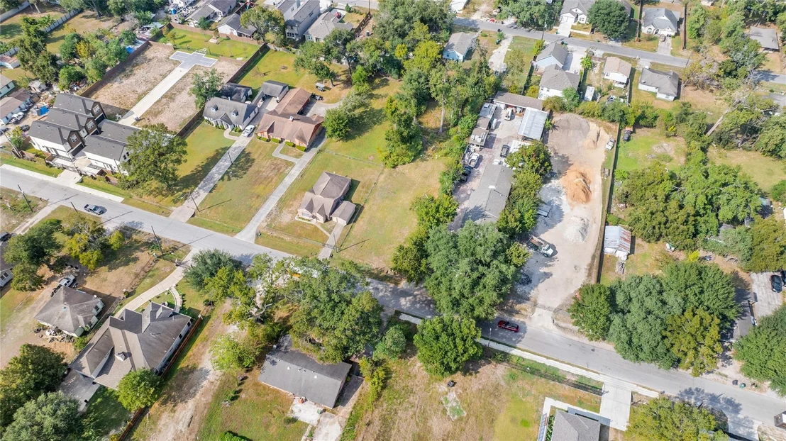 Photo of 2018 Dewalt Street