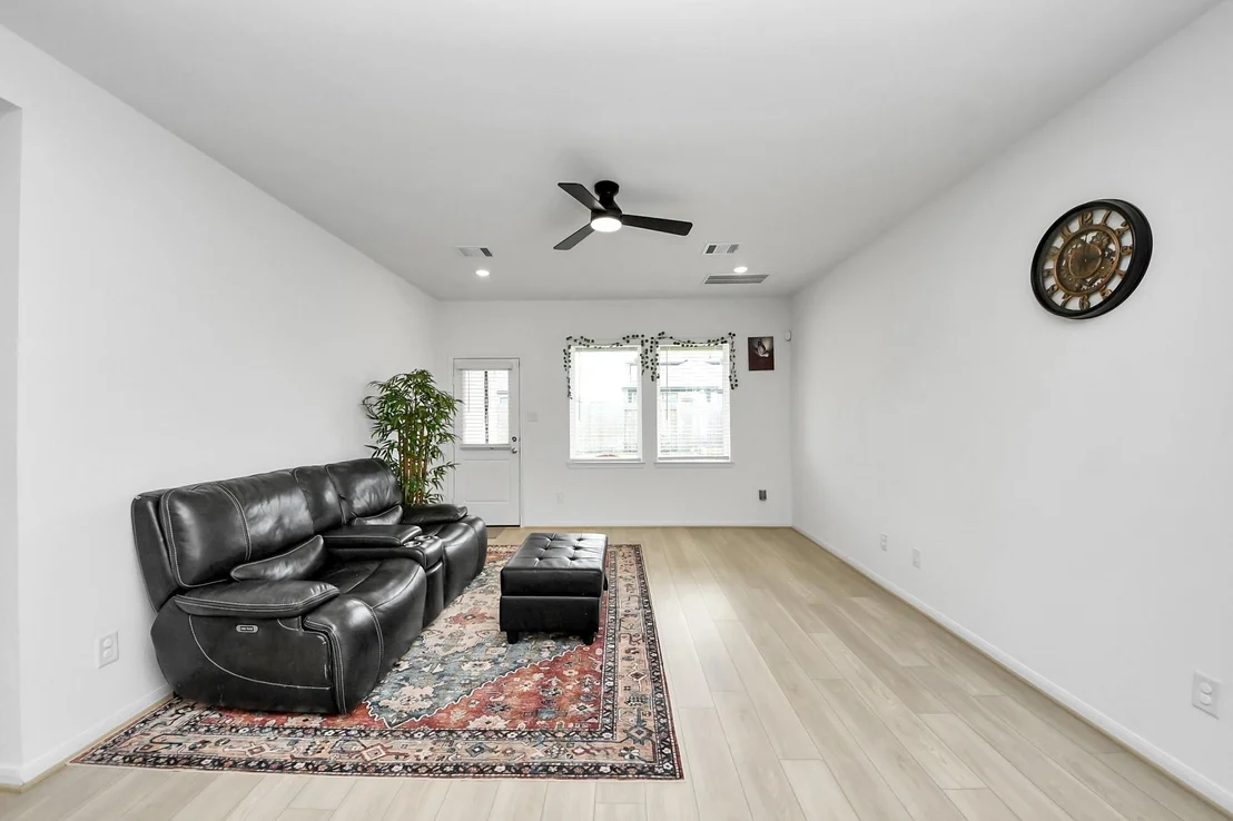 Photo of 21823 Yellow Pineapple Lane