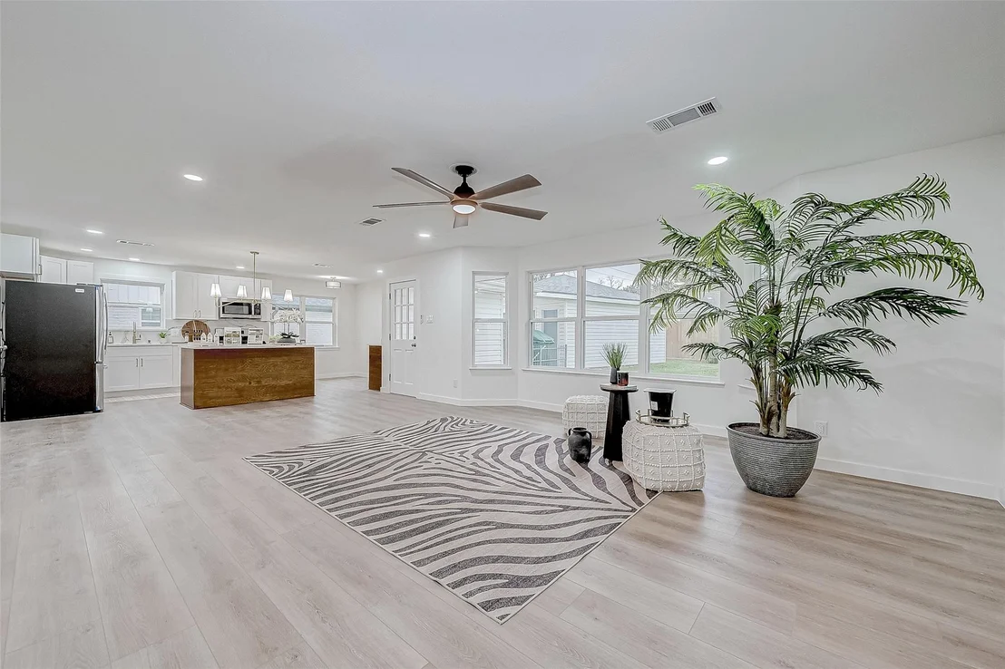 Photo of 2607 Moss Hill Drive
