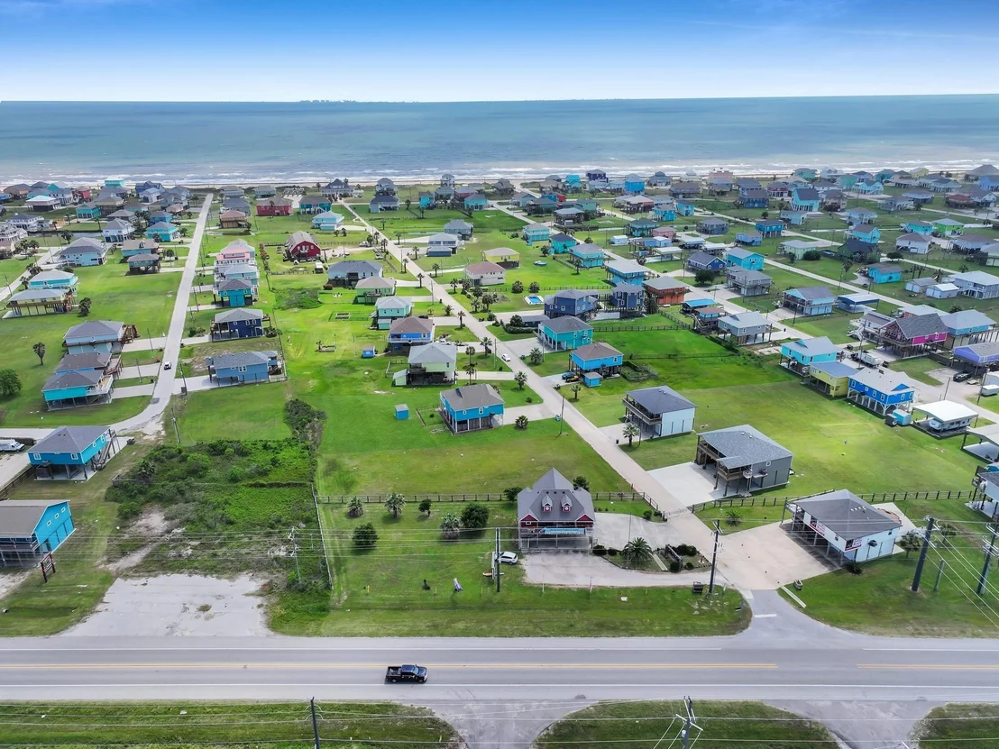 Photo of 962 Surfside Drive