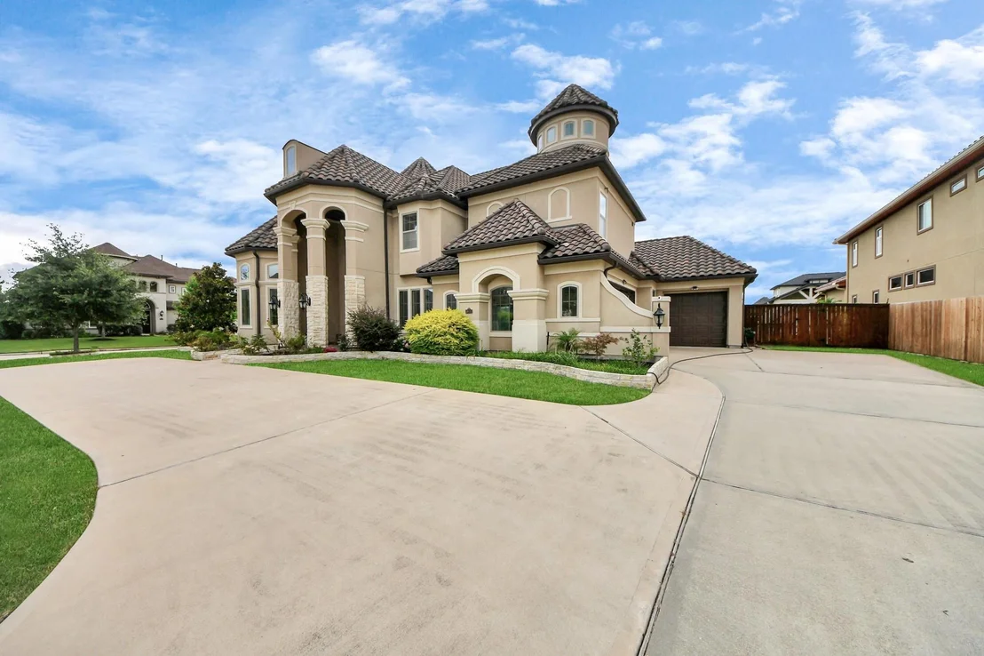 Photo of 18111 Dockside Landing Drive