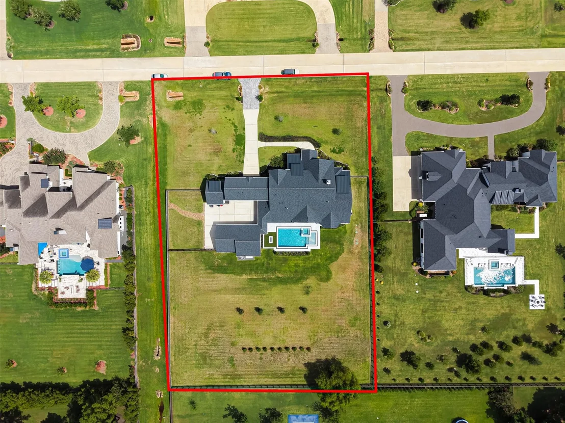 Photo of 8 Little Sorrell Court