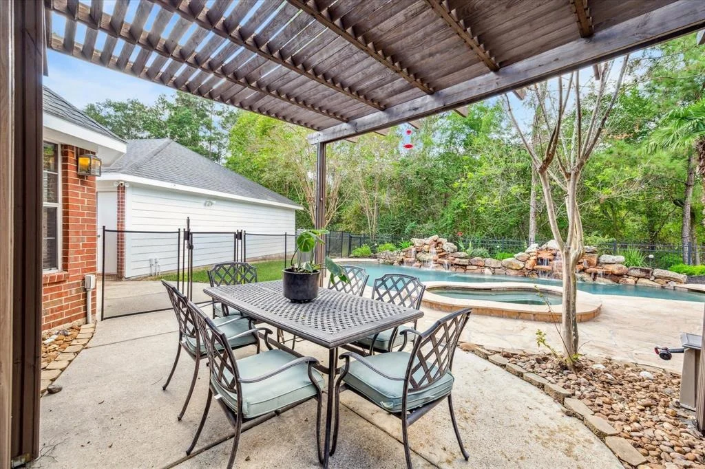 Photo of 35 Shady Pond Place