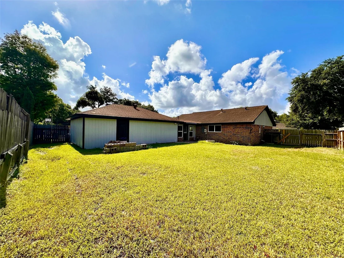 Photo of 7002 Sandswept Lane