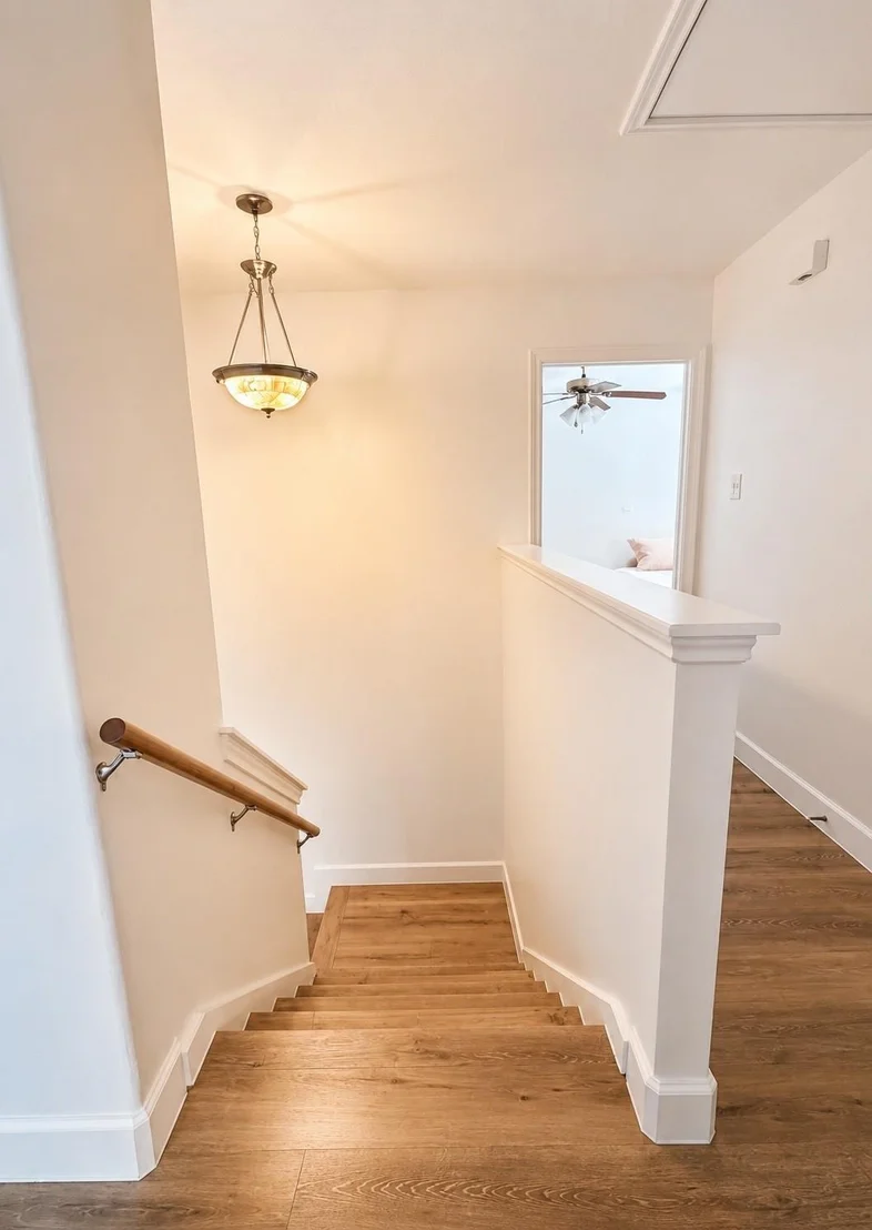 Photo of 1216 Cliffview Drive