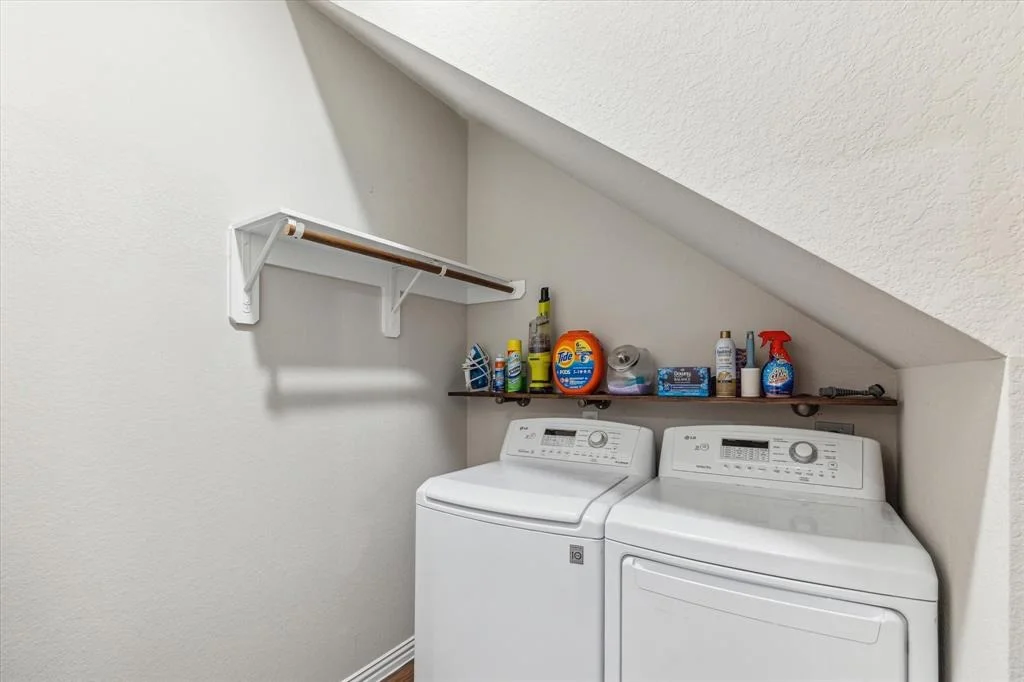 Photo of 7110 Poppyseed Trail