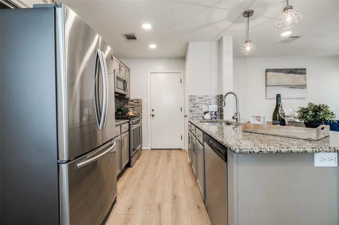 Photo of 1304 Robin Street