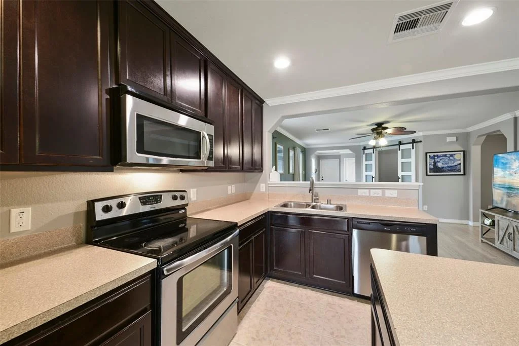 Photo of 1327 Athea Way