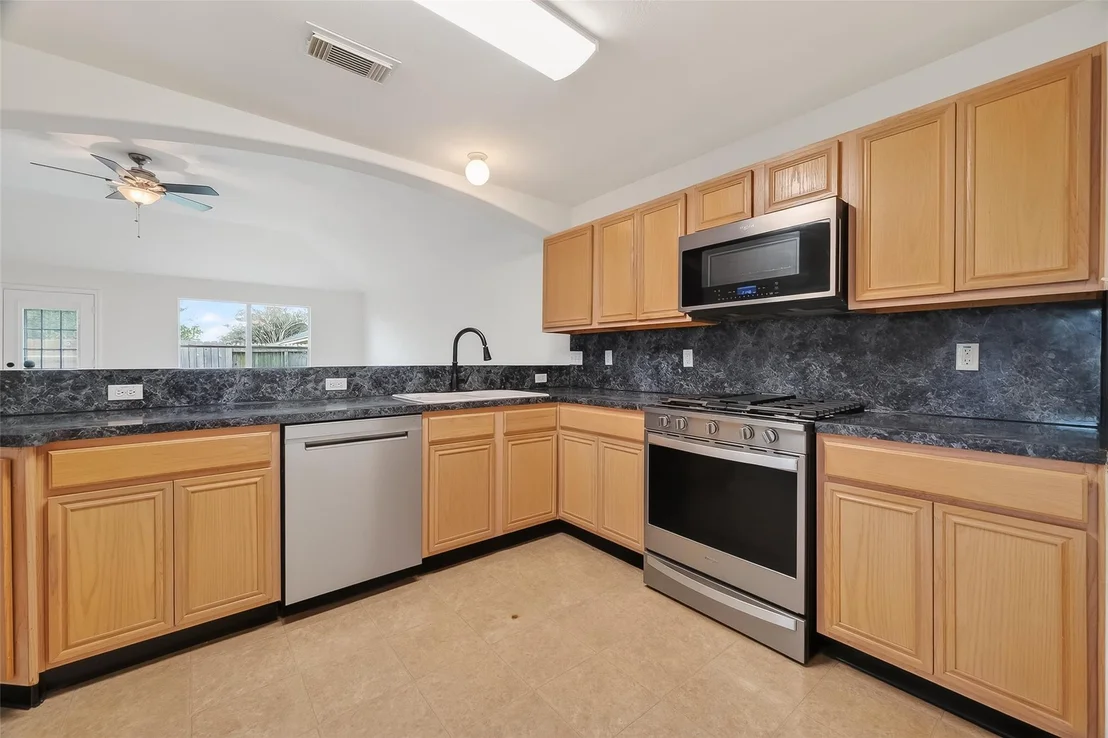 Photo of 25311 Barmby Drive