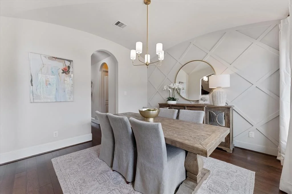 Photo of 5823 Stratton Woods Drive