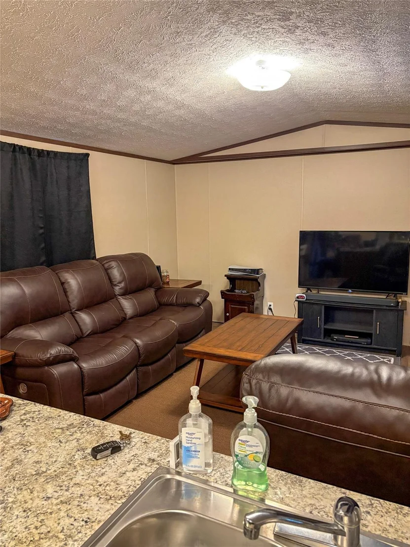 Photo of 1161 Hidden Oaks Drive