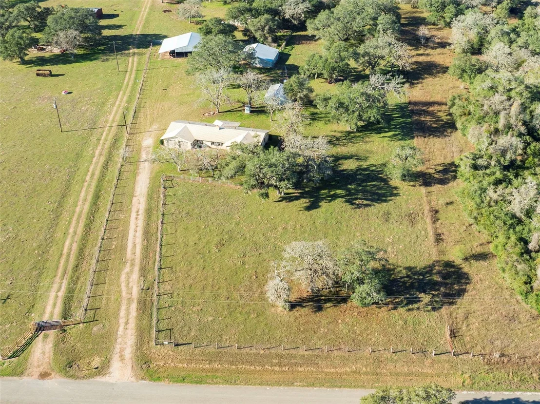 Photo of 1168 County Road 450