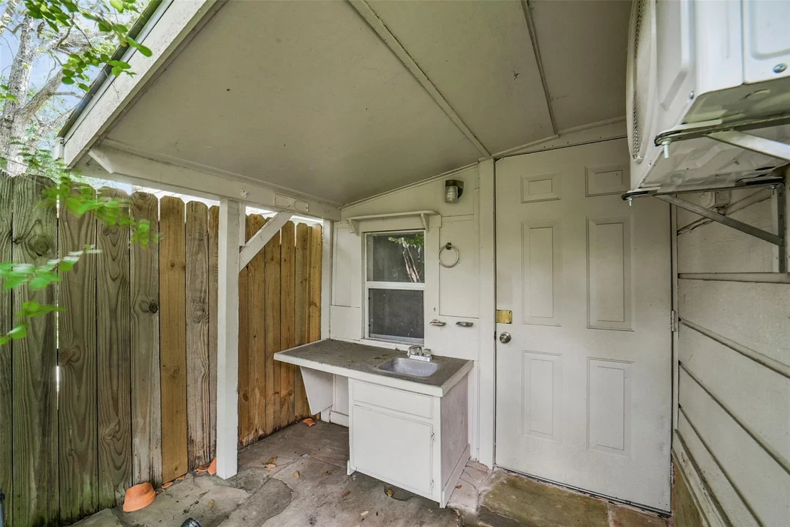 Photo of 25302 Fairbrook Lane