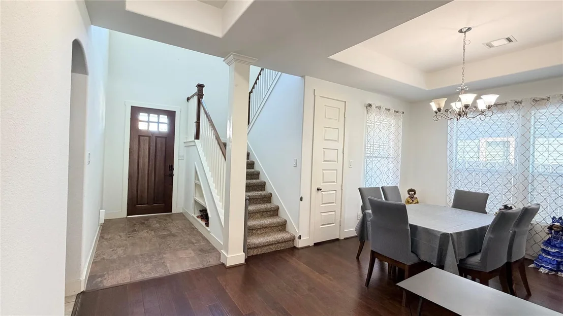 Photo of 29522 Usonia Drive