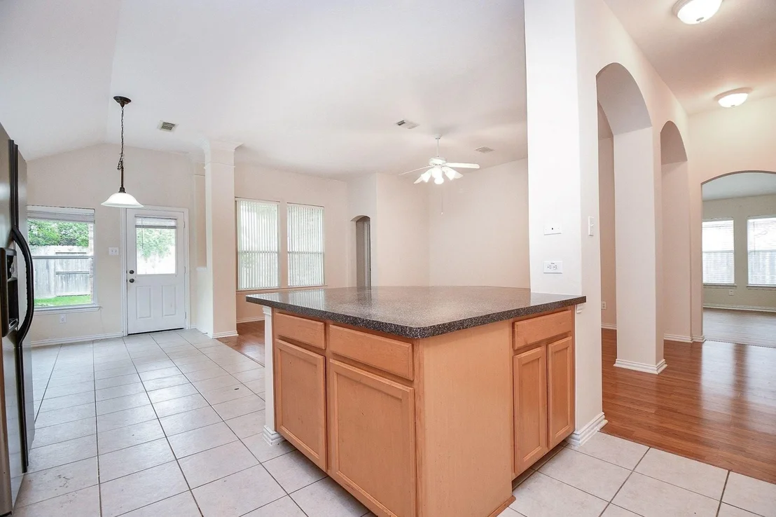Photo of 18006 Willow Cliff Lane
