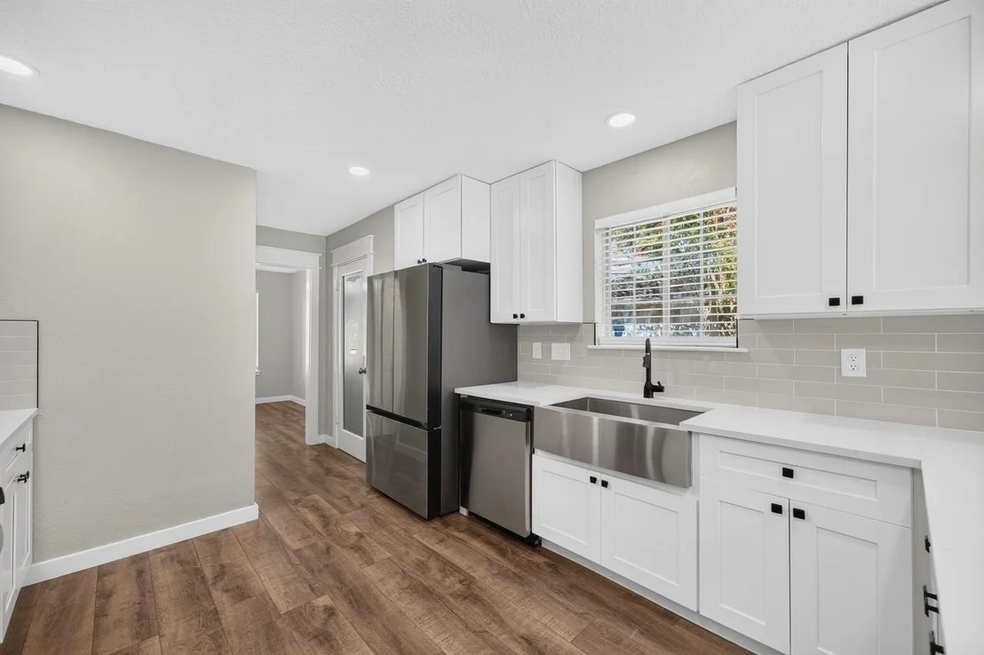 Photo of 2218 Pincher Creek Drive