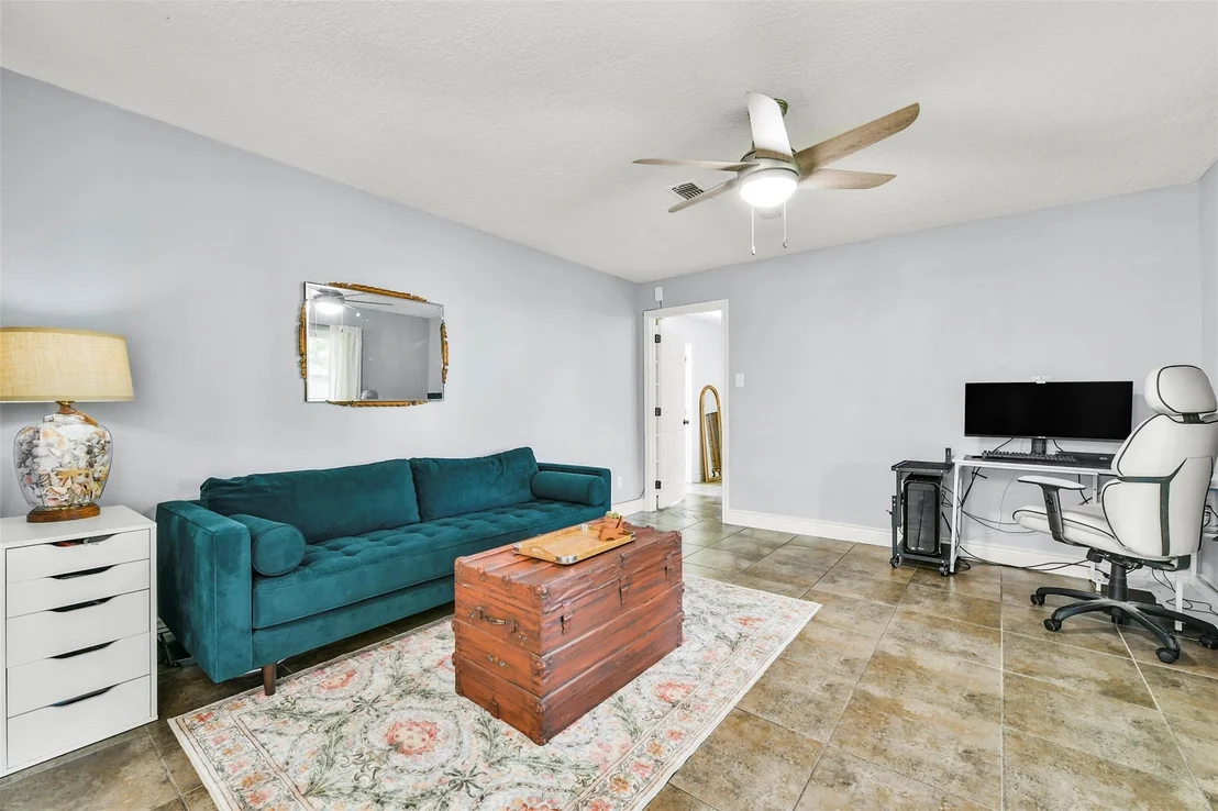 Photo of 19611 Suncove Lane