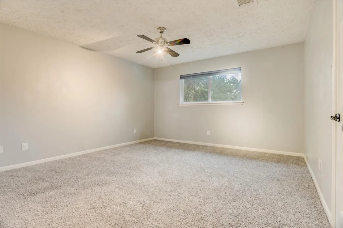 Photo of 602 Windsor Glen Drive